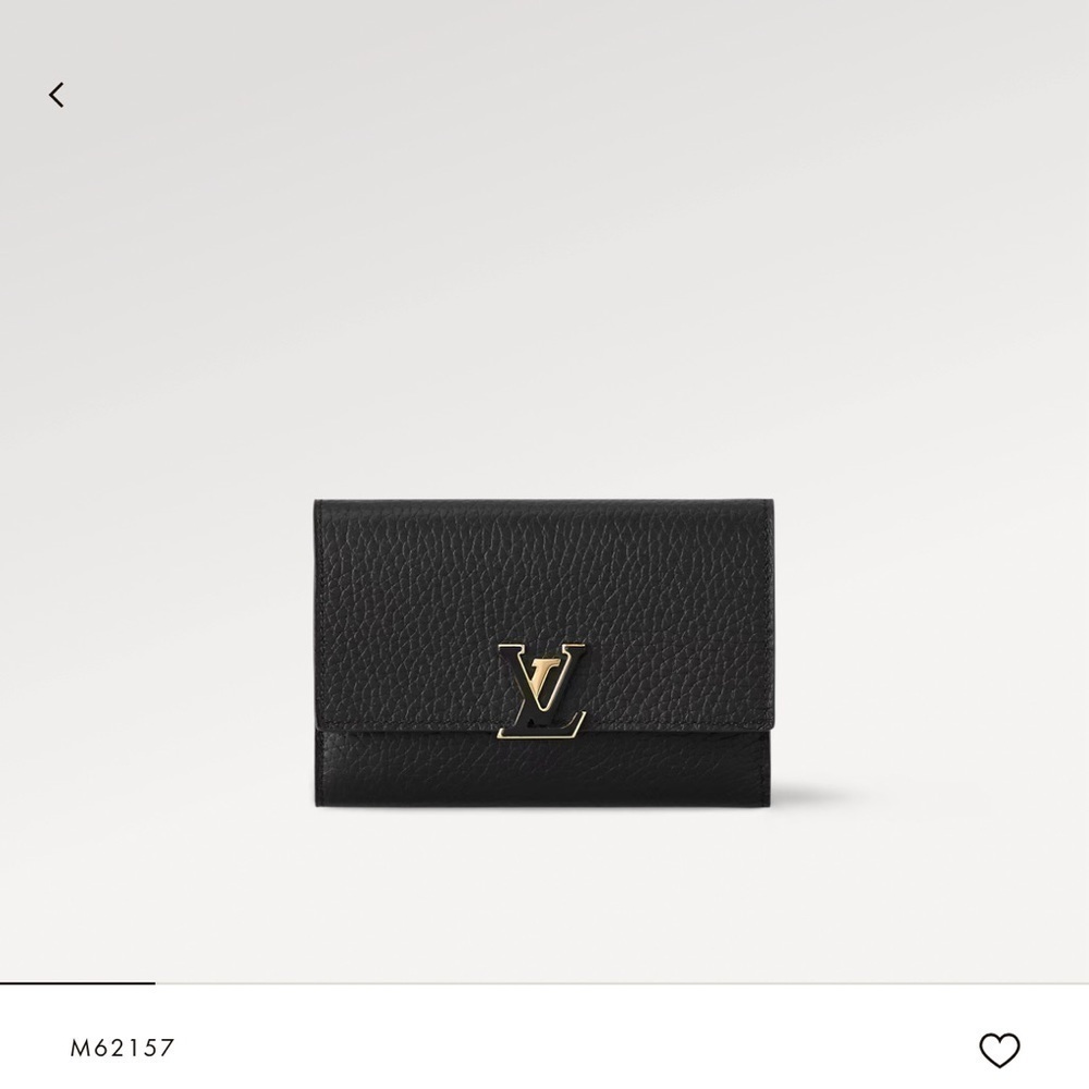 Capucines Compact Wallet in excellent used condition. - Picture 10 of 10